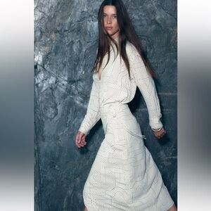 H&M Chic Cream Patterned Suit